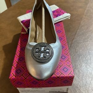 Tory Burch authentic new in box Liana crystal silver ballet flat 8.5 M